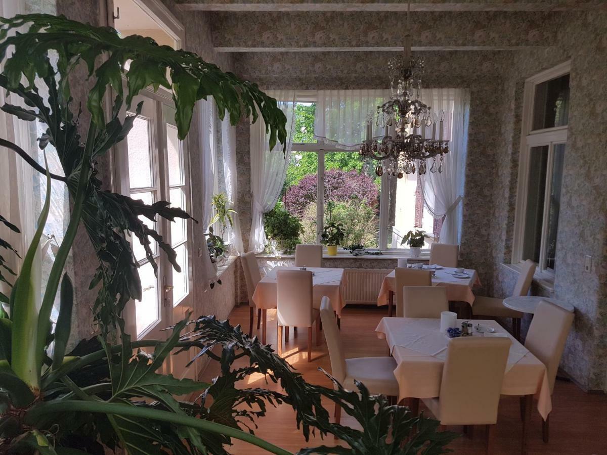 Pension Villa Inge Baden Exterior photo