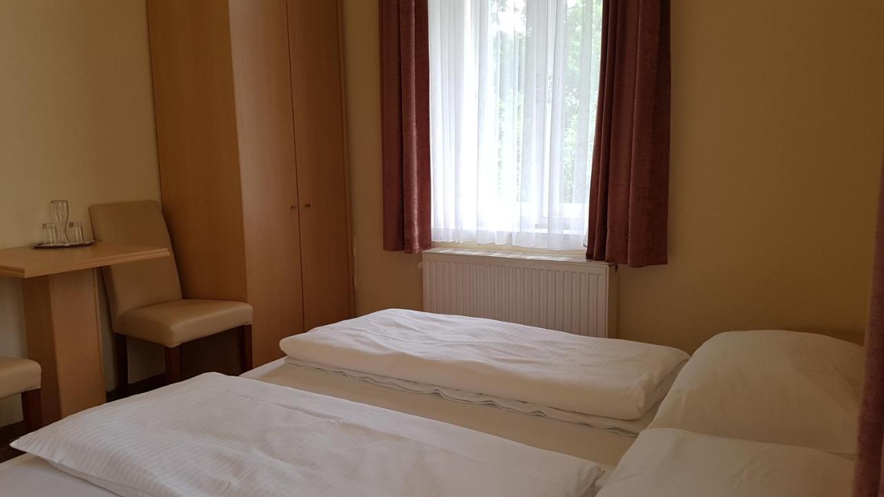 Pension Villa Inge Baden Exterior photo